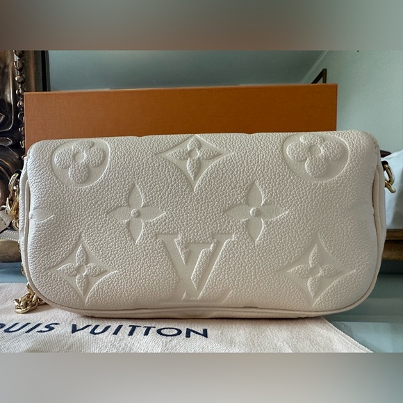 Louis Vuitton wallet on Chain Ivy - Picture 2 of 14